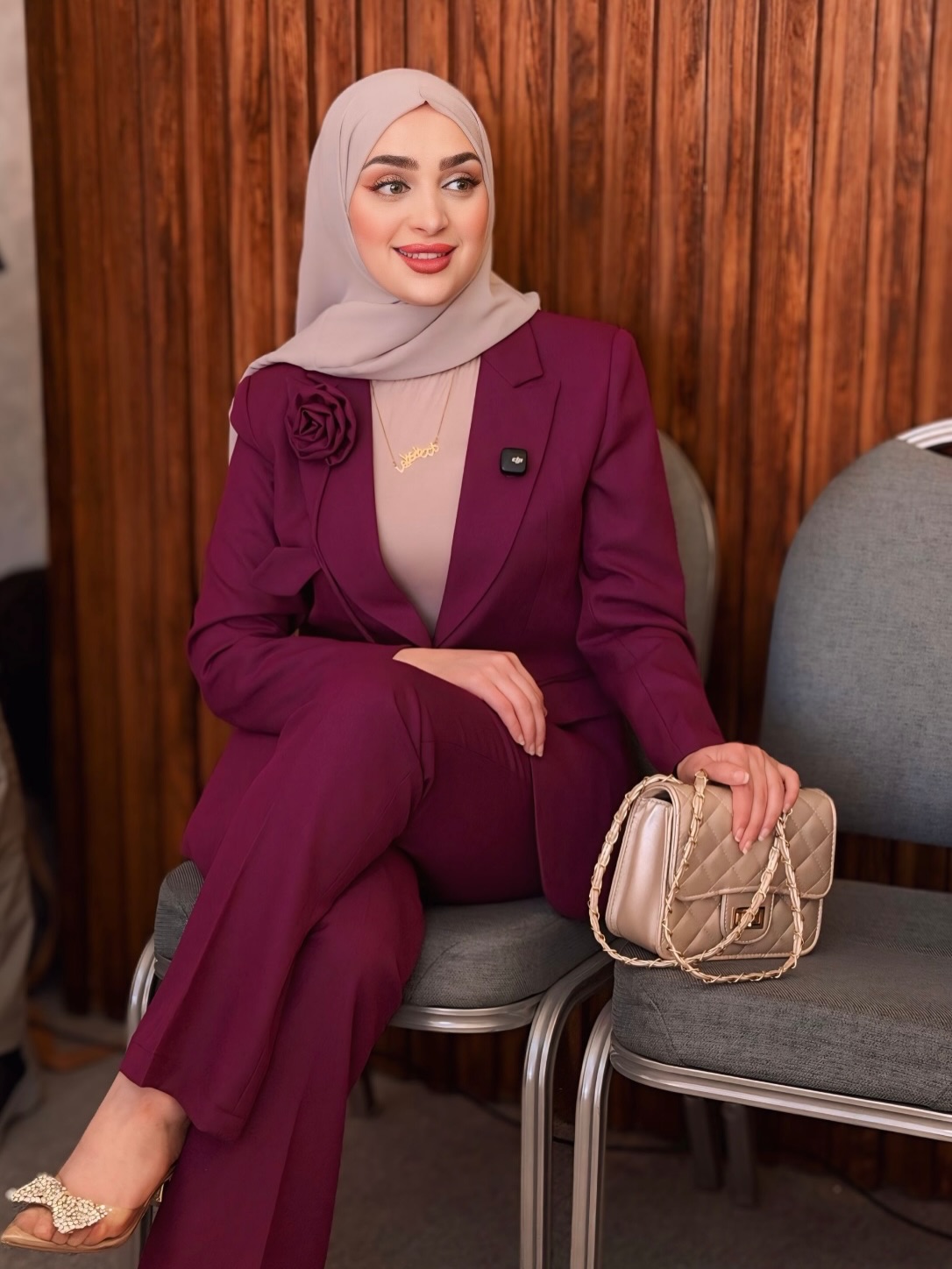 من هي فخرية